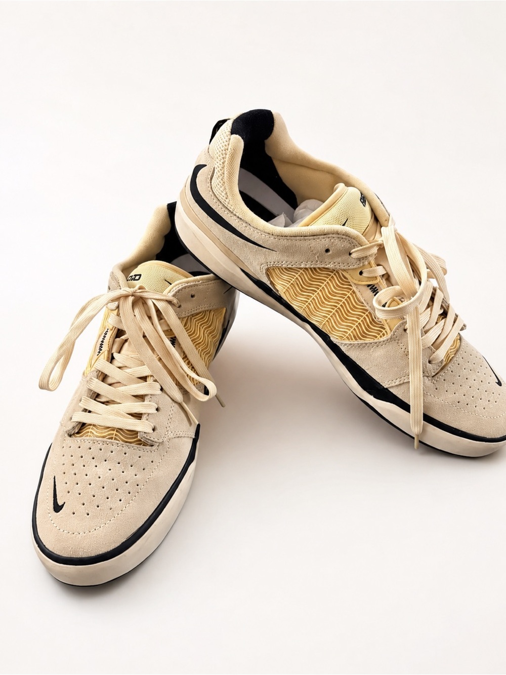 Nike SB Ishod Wair Coconut Milk / Lemon Skate Shoes Men’s Size 11